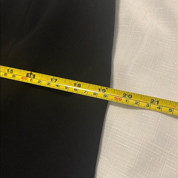 Giorgio Armani Black A Line Midi lined Skit SZ 44 US 10/12 100% Virgin Wool - Picture 6 of 13